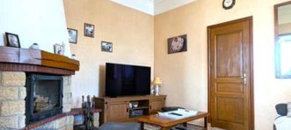 Casa de 5 dormitorios en Le Meux, France No. 301136 5