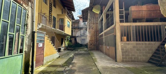 Casa de 4 habitaciónes en Masserano, Italy No. 151045 12