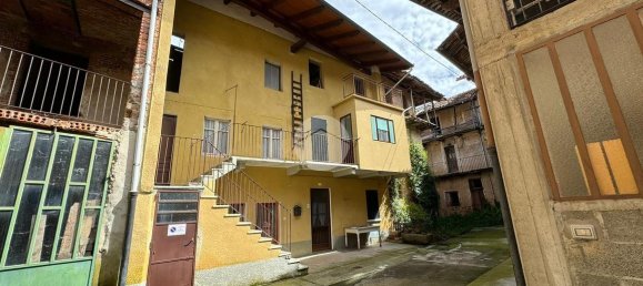 Casa de 4 habitaciónes en Masserano, Italy No. 151045 8