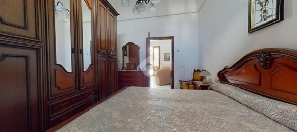 Дом с 3 комнатами в Франкавилла Фонтана, Италия № 20942 4