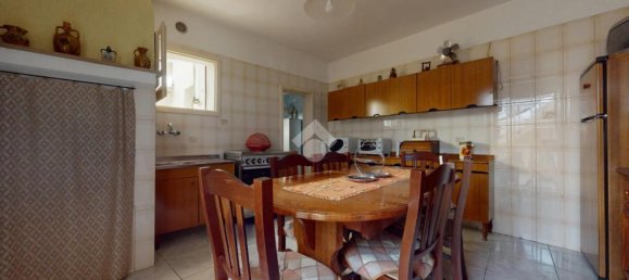 Дом с 3 комнатами в Франкавилла Фонтана, Италия № 20942 9