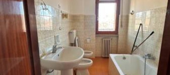 2 bedrooms Apartment in Bra, Italy No. 281901 9