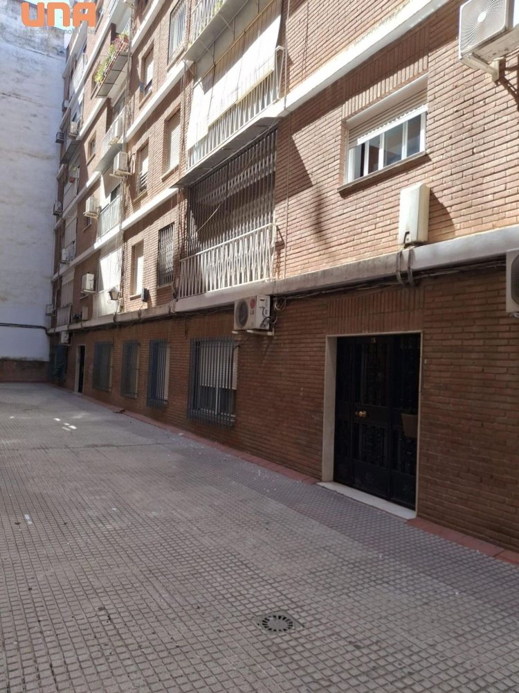 3 bedrooms Apartment in Cordoba, Spain No. 192694
