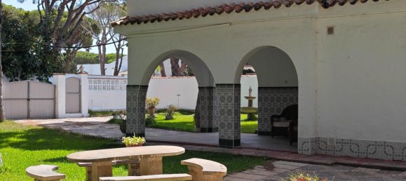 6 bedrooms House in La Barrosa, Spain No. 173444 5