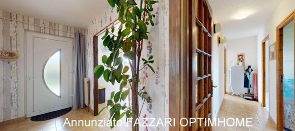 5 bedrooms House in Clery-le-Grand, France No. 265558 18