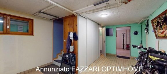 5 bedrooms House in Clery-le-Grand, France No. 265558 24