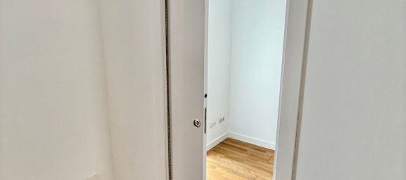Apartamento T2 em Madrid, Spain N.º 187377 11