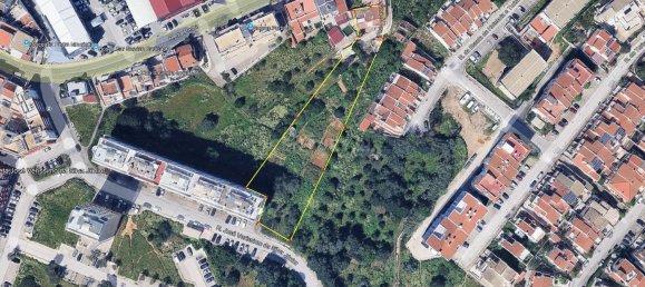 2 bedrooms House in Portimao, Portugal No. 120037 4