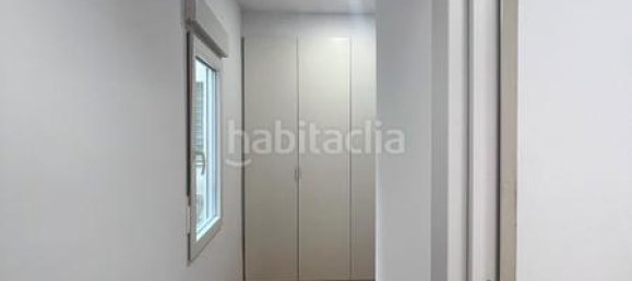 Apartamento de 3 dormitorios en Sants-Montjuïc, Spain No. 173798 16