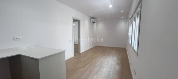 Apartamento de 3 dormitorios en Sants-Montjuïc, Spain No. 173798 10