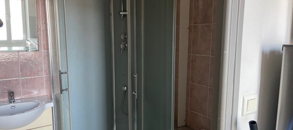 Apartamento de 2 dormitorios en Troyes, France No. 40250 5