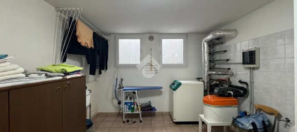 11-salle Villa à Riese Pio X, Italy No. 5169 38