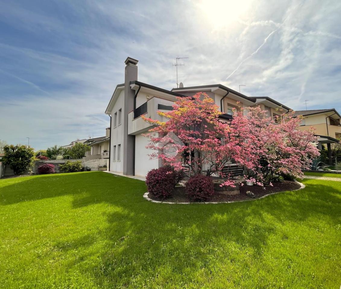 11-salle Villa à Riese Pio X, Italy No. 5169