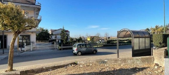 170m² Commercial property in Montecorvino Pugliano, Italy No. 152185 12