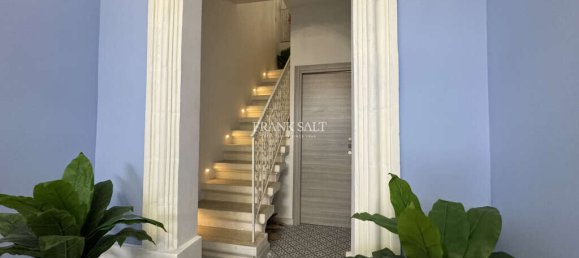 3 bedrooms Townhouse in Saint Julian's, Malta No. 1372 4