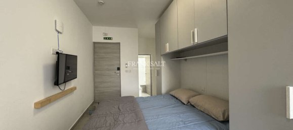 3 bedrooms Townhouse in Saint Julian's, Malta No. 1372 6