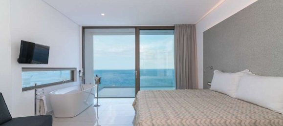 4 bedrooms Villa in Zakynthos, Greece No. 857 12