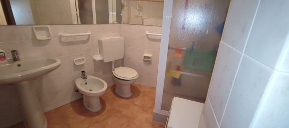 Квартира с 2 комнатами в Рапалло, Италия № 186320 20