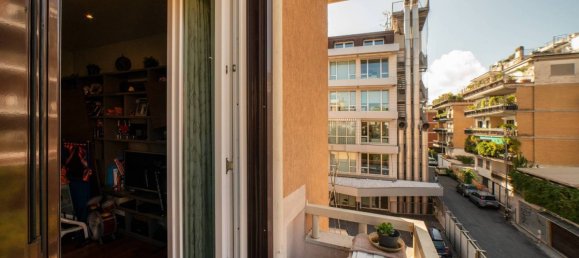 1 Schlafzimmer Wohnung in Rome, Italy, Nr. 64100 9