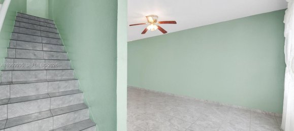 2 Schlafzimmer Doppelhaus in Miami, USA, Nr. 615837 23