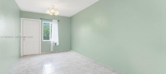 2 Schlafzimmer Doppelhaus in Miami, USA, Nr. 615837 5
