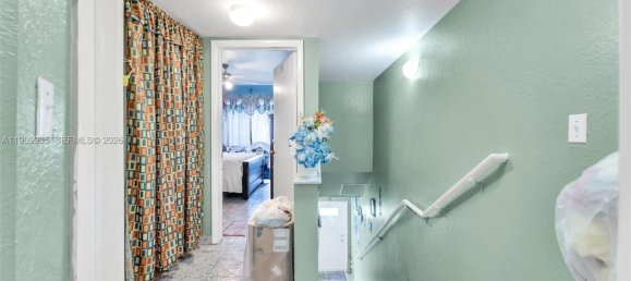 2 Schlafzimmer Doppelhaus in Miami, USA, Nr. 615837 9