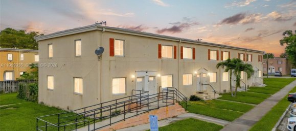 2 Schlafzimmer Doppelhaus in Miami, USA, Nr. 615837 18