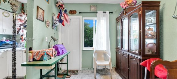 2 Schlafzimmer Doppelhaus in Miami, USA, Nr. 615837 27