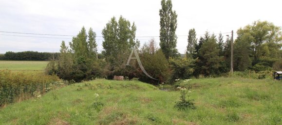 1232m² Land in Loir-et-Cher, France No. 82376 5