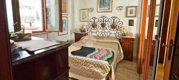 2 bedrooms Apartment in Ancona, Italy No. 350923 6