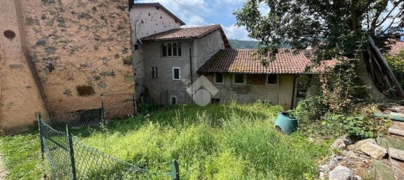 3 bedrooms House in Torrebelvicino, Italy No. 314522 2