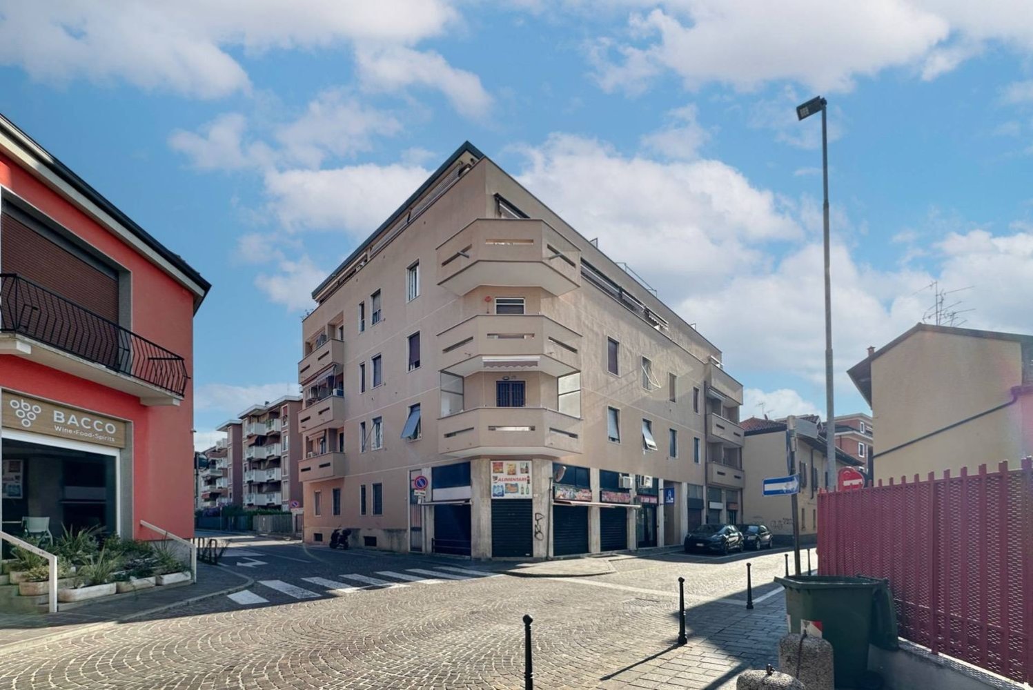 3 rooms Apartment in Brugherio, Italy No. 334566