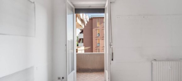 3 rooms Apartment in Brugherio, Italy No. 334566 20