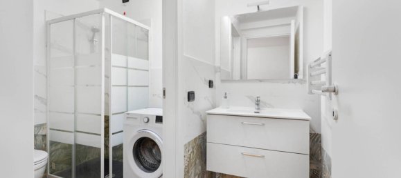 1 bedroom Apartment in Milan, Italy No. 323501 7