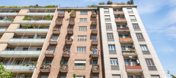 1 bedroom Apartment in Milan, Italy No. 323501 12