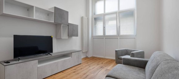 1 bedroom Apartment in Milan, Italy No. 323501 5