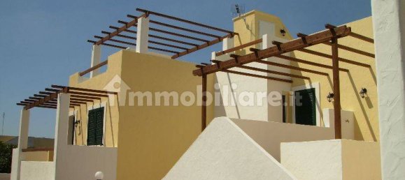 2 bedrooms Villa in Taviano, Italy No. 172736 15