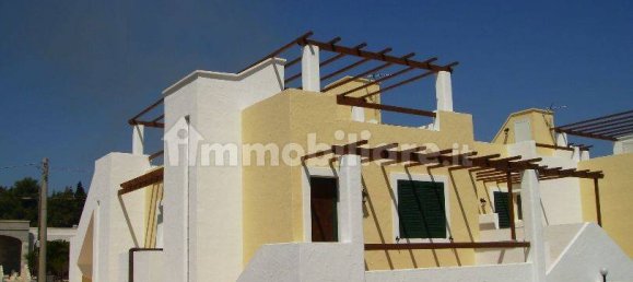 2 bedrooms Villa in Taviano, Italy No. 172736 16
