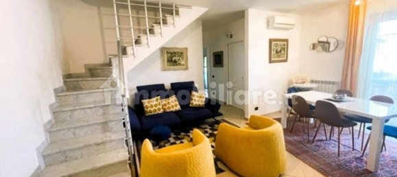 3 bedrooms Apartment in Massa, Italy No. 47995 2