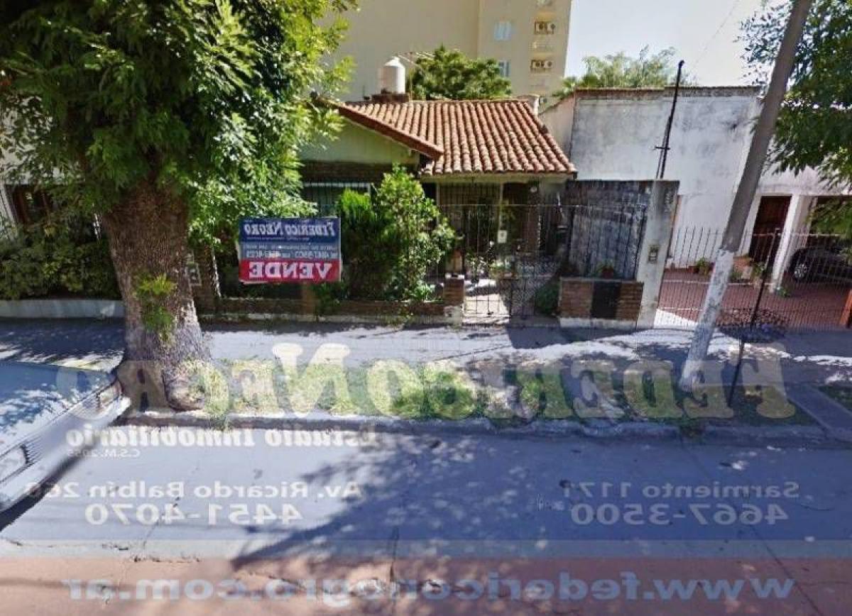 2 bedrooms House in San Miguel, Argentina No. 5033