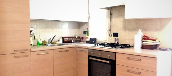 Apartamento de 3 divisões em Perugia, Italy N.º 1871 4