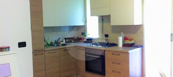 Apartamento de 3 divisões em Perugia, Italy N.º 1871 3