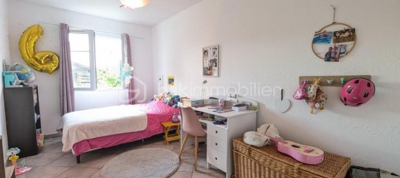 3 bedrooms House in Morlaas, France No. 297788 3