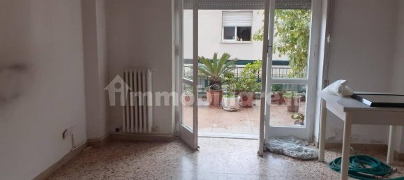 2 Schlafzimmer Wohnung in Massa, Italy, Nr. 39082 2