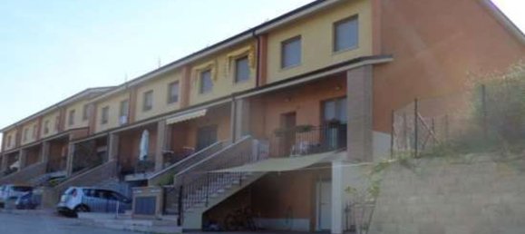 7-Zimmer Wohnung in Petriano, Italy, Nr. 300763 28