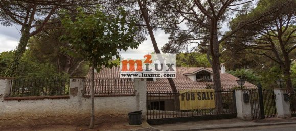 8 bedrooms Villa in Lloret de Mar, Spain No. 13297 4