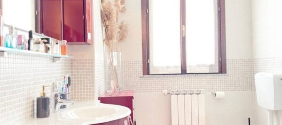 3 Schlafzimmer Wohnung in Castellarano, Italy, Nr. 292831 19