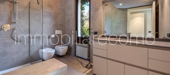 5 bedrooms Villa in Capiago Intimiano, Italy No. 264196 24