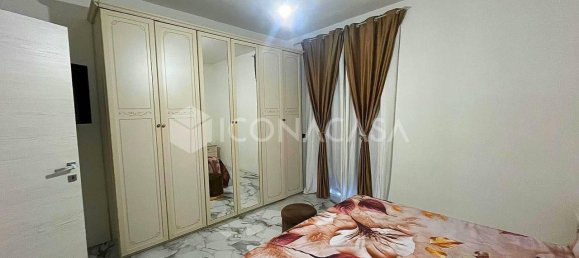 3 rooms Apartment in Naples, Italy No. 328068 6