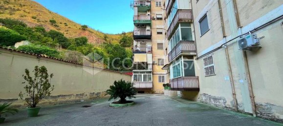 3 rooms Apartment in Naples, Italy No. 328068 13
